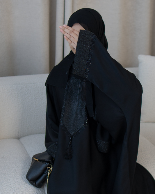 Warda by QAMAR - Black