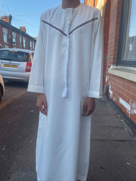 Off White Thobe with Embroidery Thobe with tassel